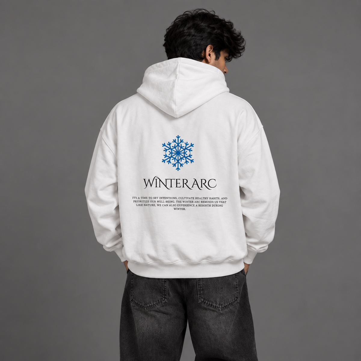 EZION WINTER ARC HOODIE — White