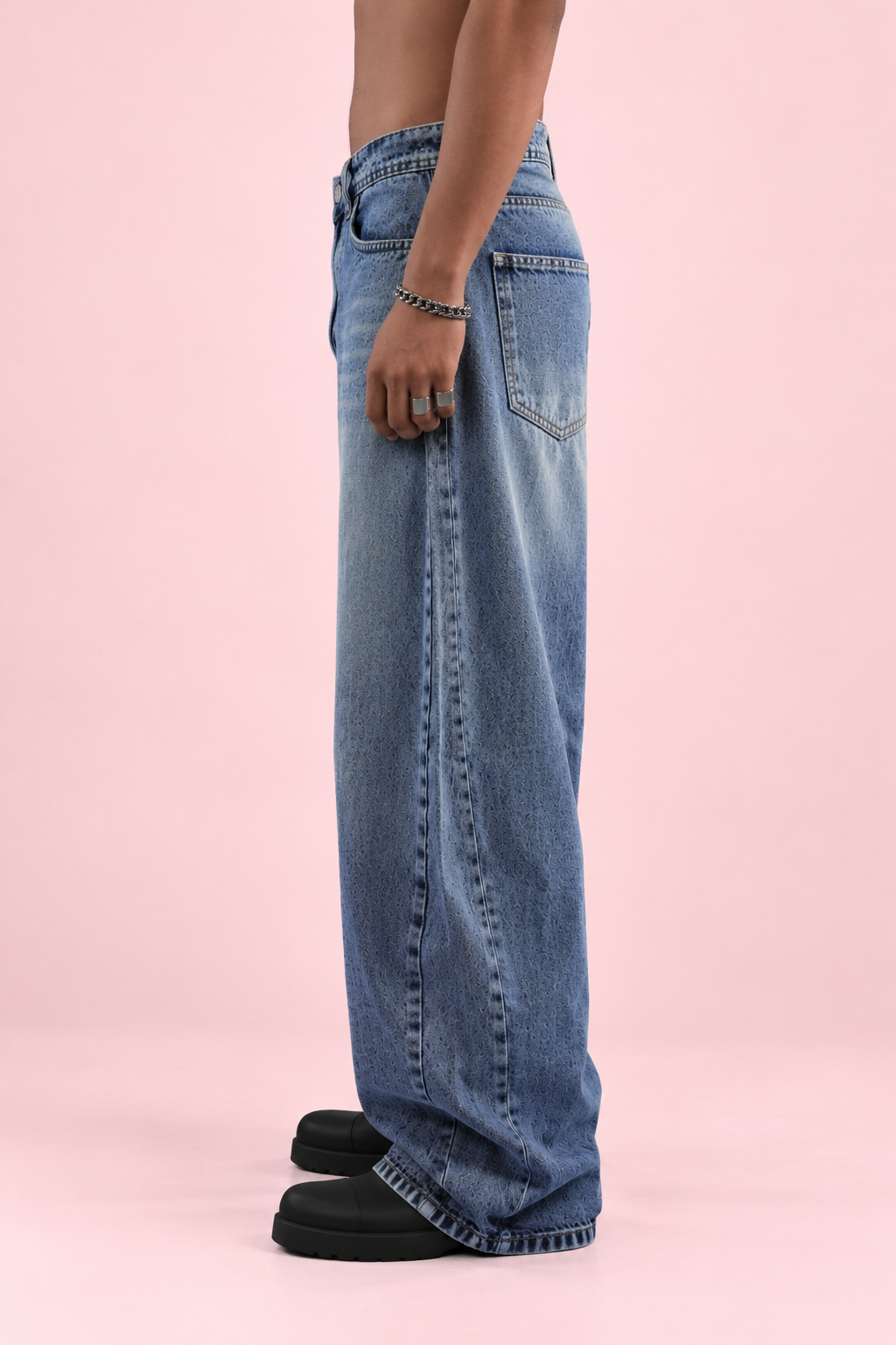 Oversized Barrel Fit Jeans – Classic Blue Wash